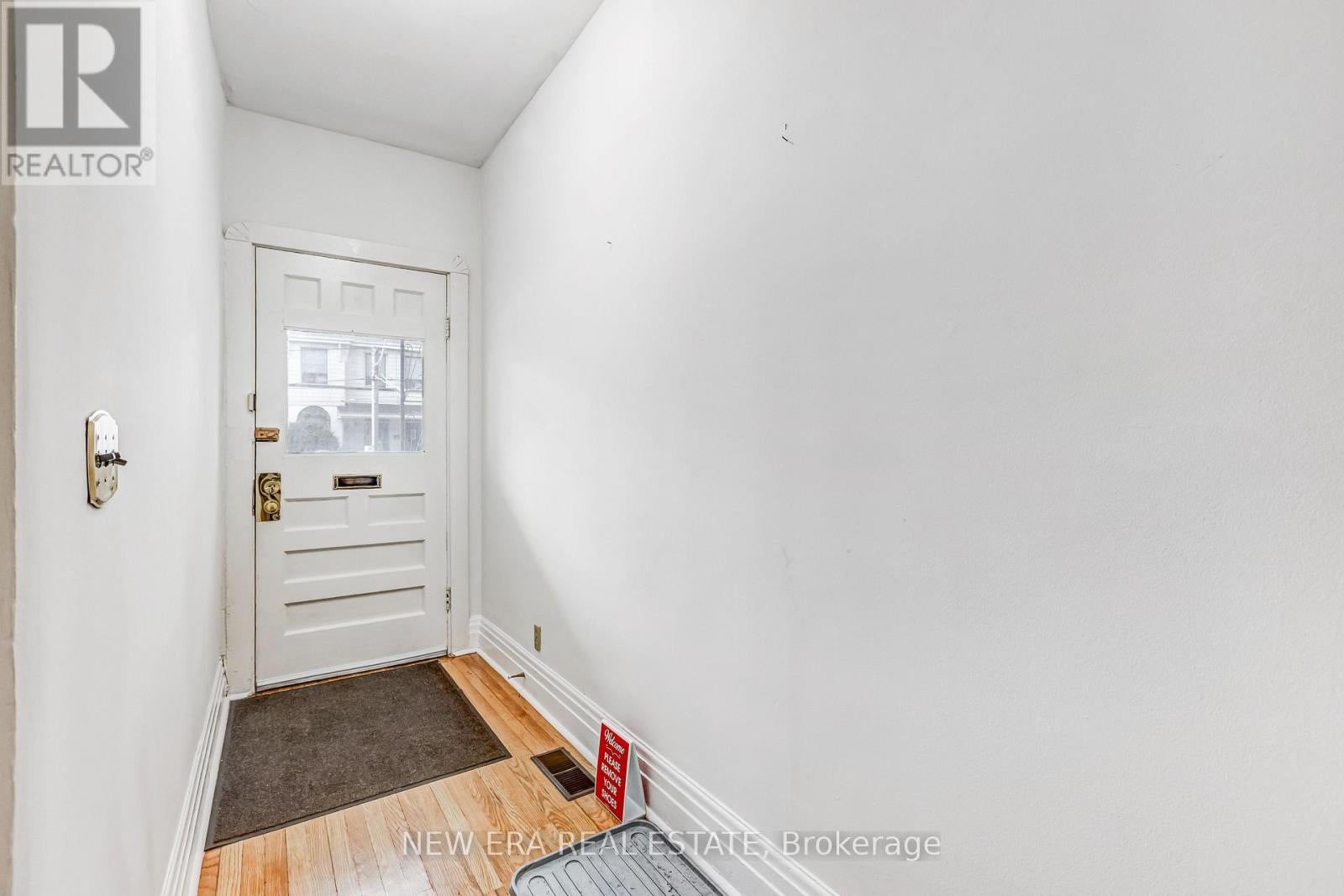393 OSSINGTON AVENUE