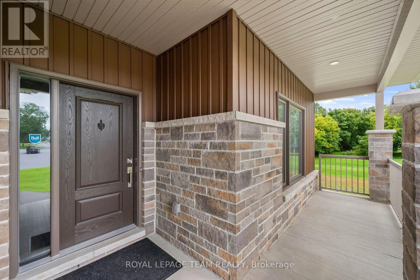 481 LANCASTER LANE