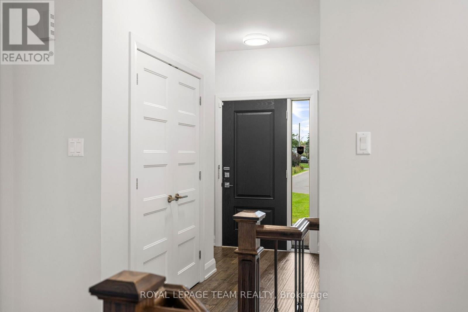 481 LANCASTER LANE