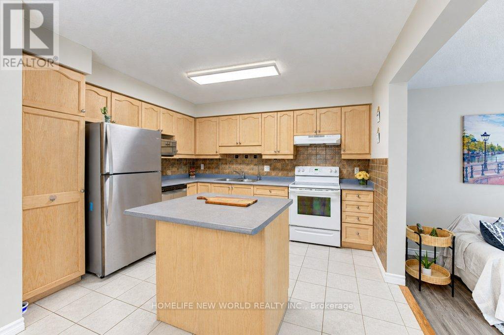 561 DANSBURY DRIVE