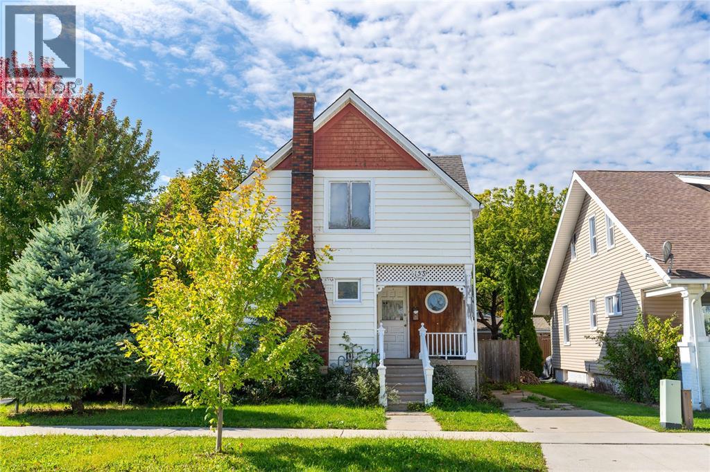 153 CRAWFORD STREET, SARNIA, ON N7T 2Y7 - Image 2976276721.jpeg?d=l