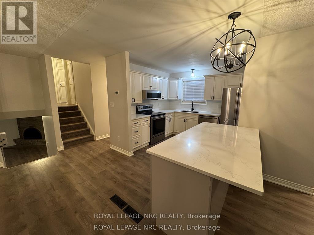 7 BLUE SPRUCE COURT