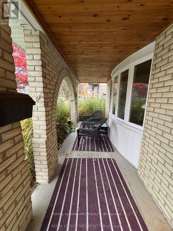 7 BLUE SPRUCE COURT
