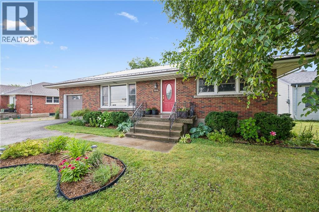 1065 ERIE Street - Photo 3