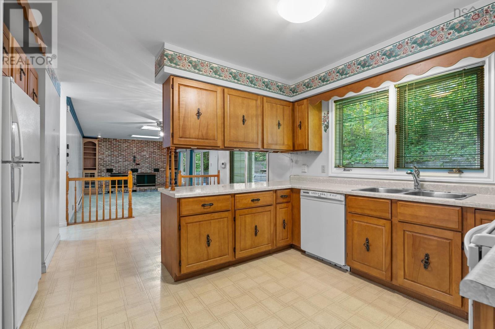 74 Barrett Road - Photo 3