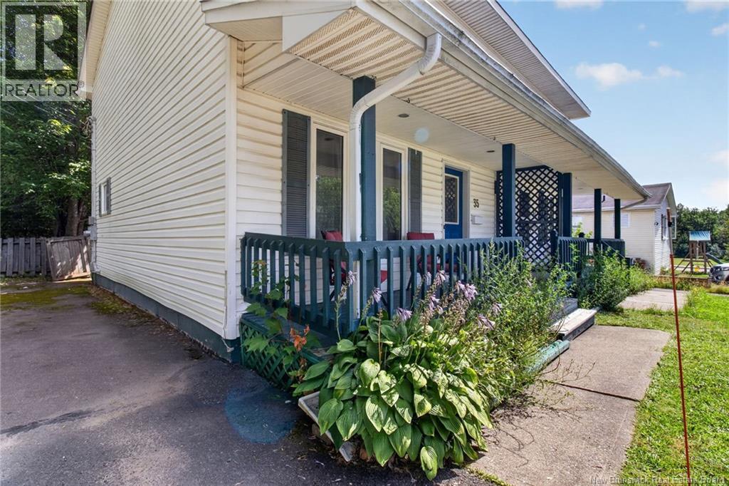 35 Monaghan Drive - Photo 3