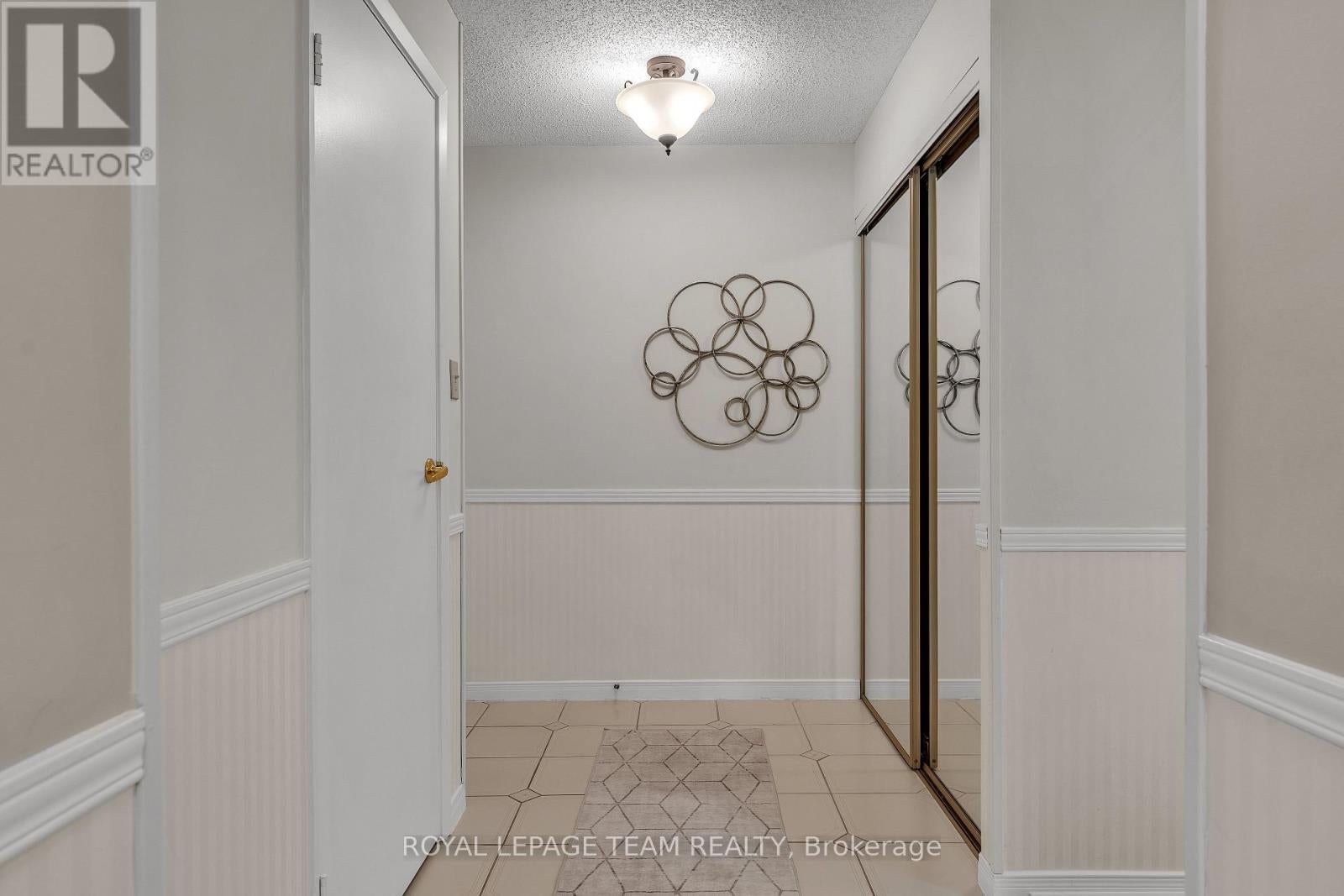 302 - 115 BARRETT COURT