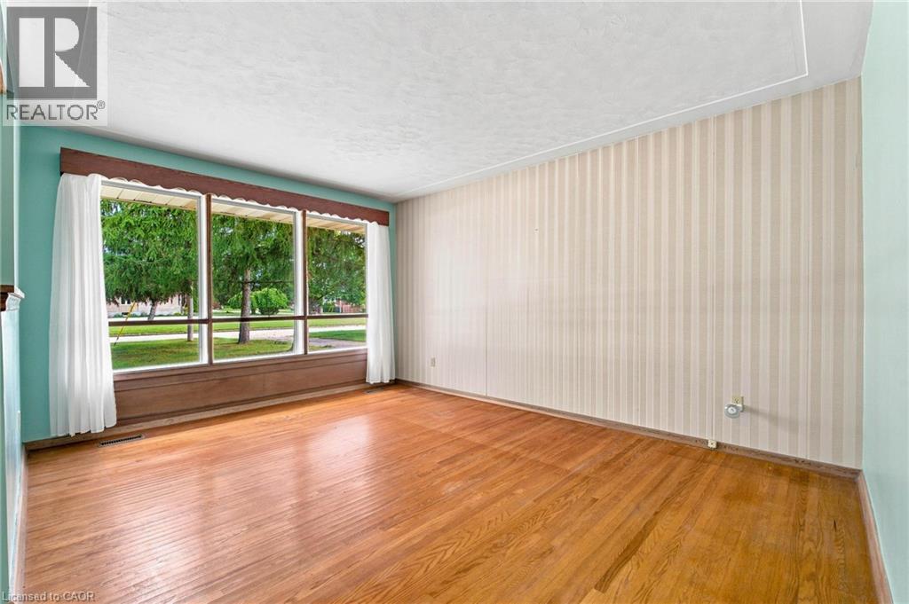 1280 ELEANOR Avenue