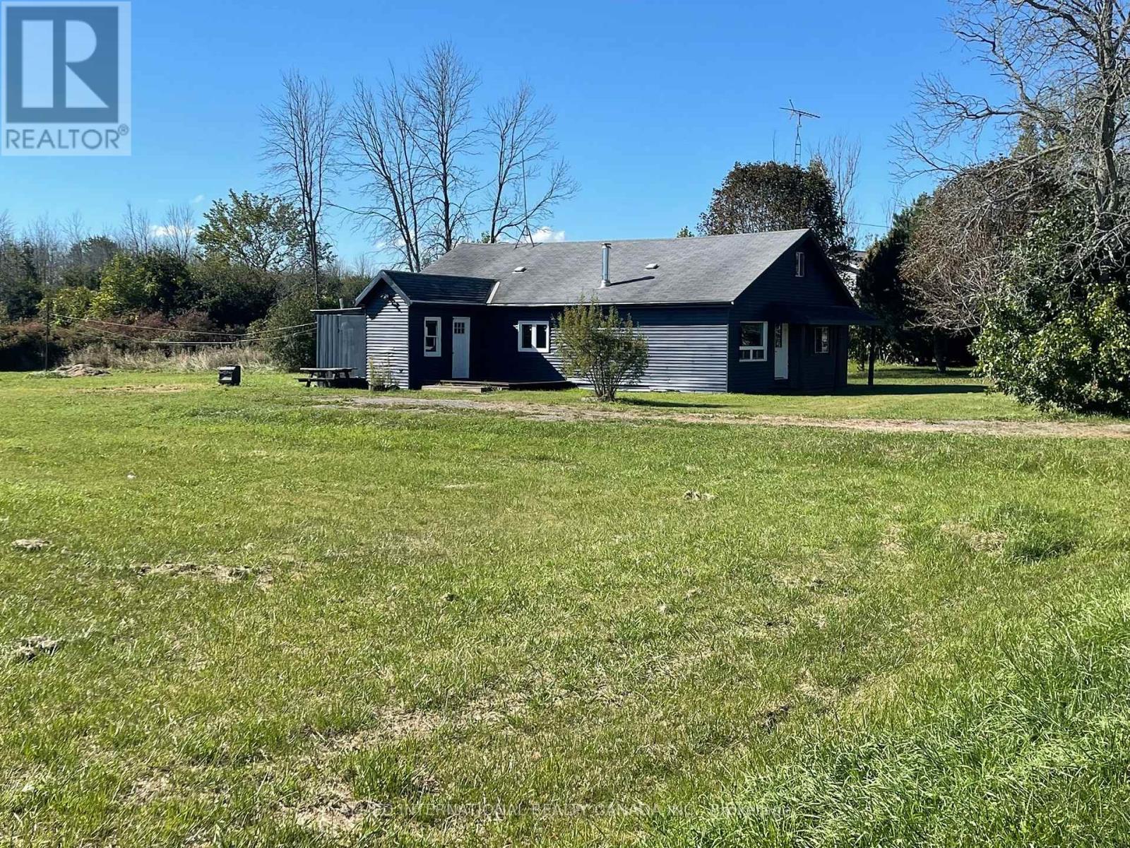 537 BURR ROAD