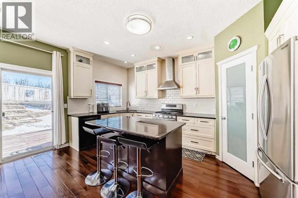 16 Saddlecrest Park NE