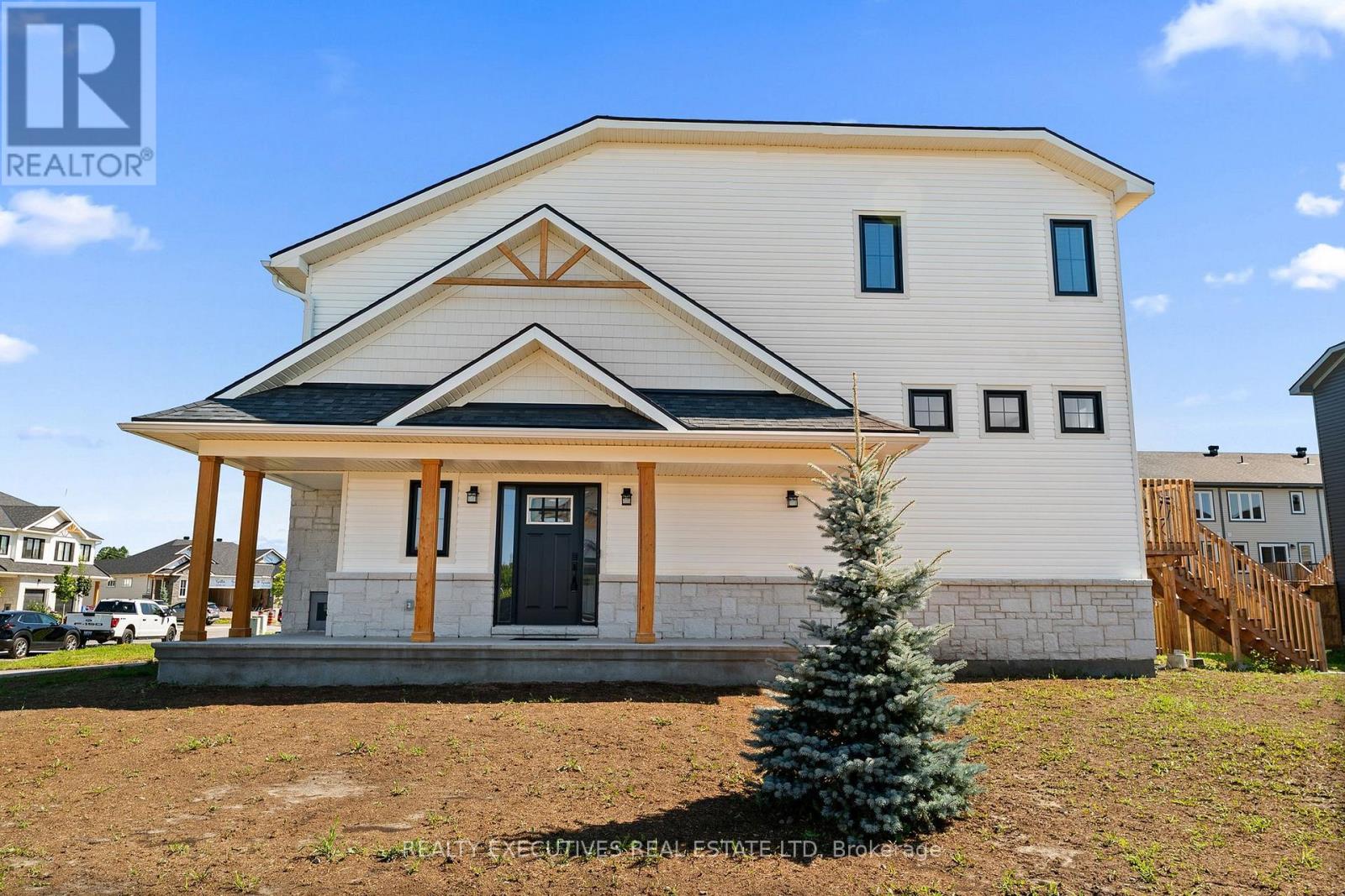 31 WHITCOMB CRESCENT