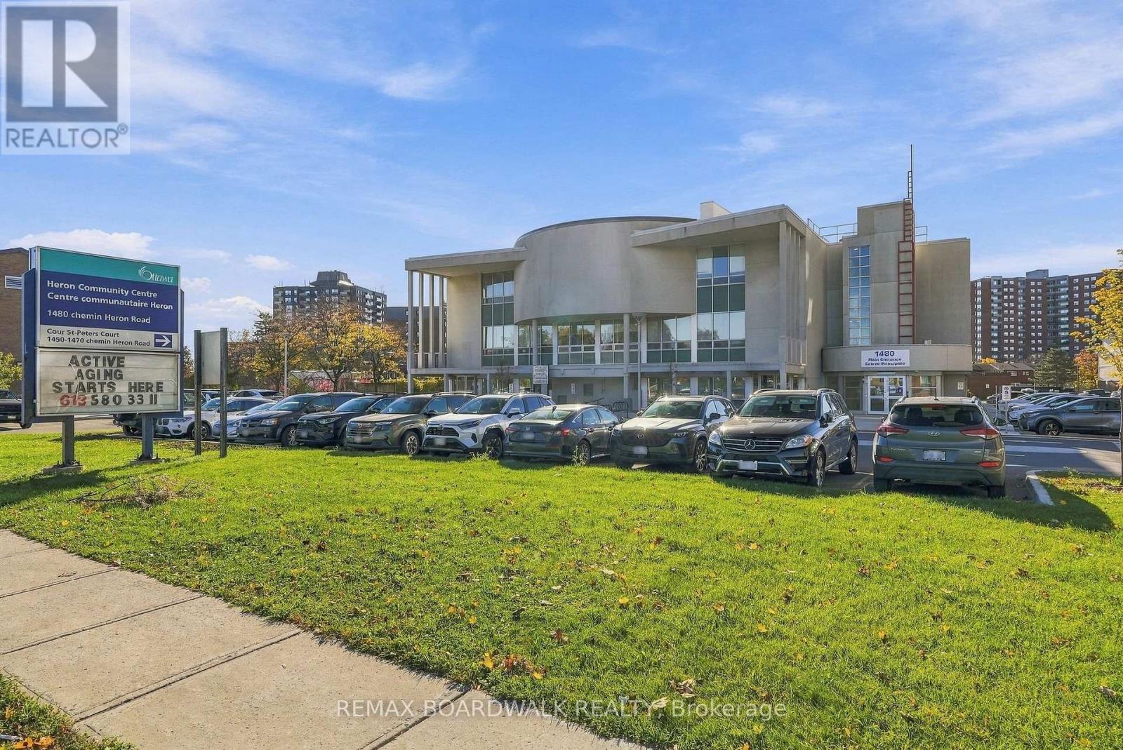 204 - 1490 HERON ROAD