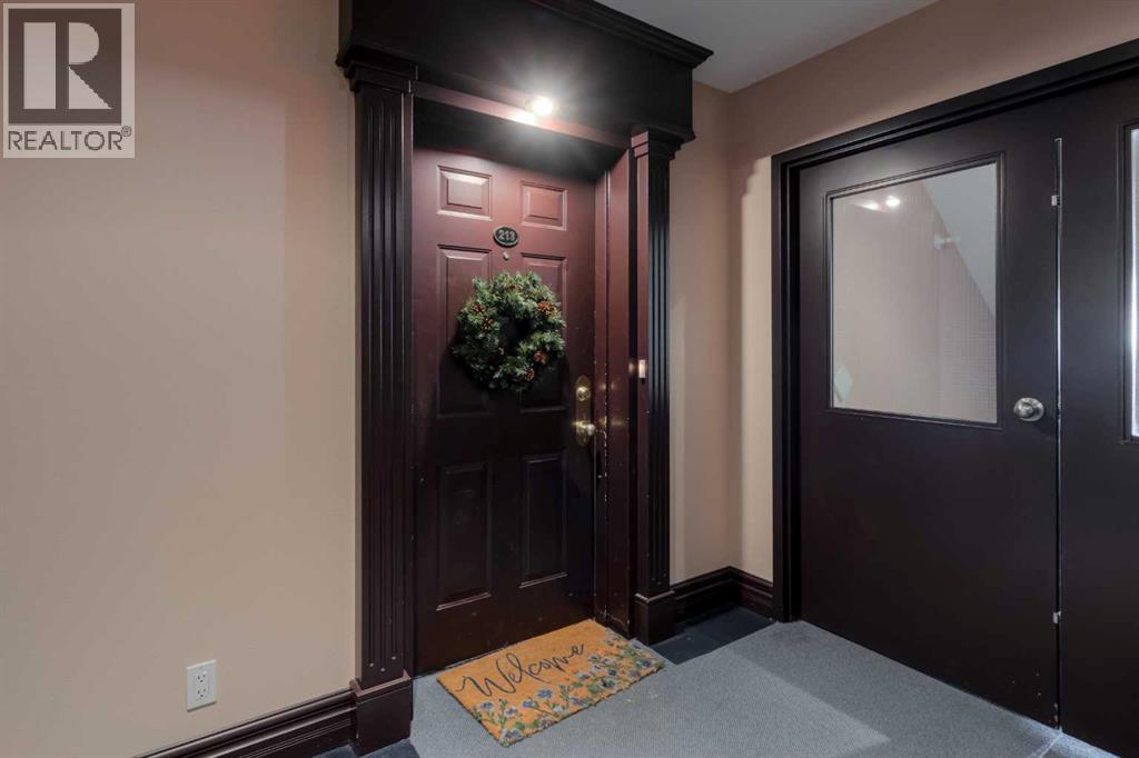 213, 23 Chilcotin Lane W