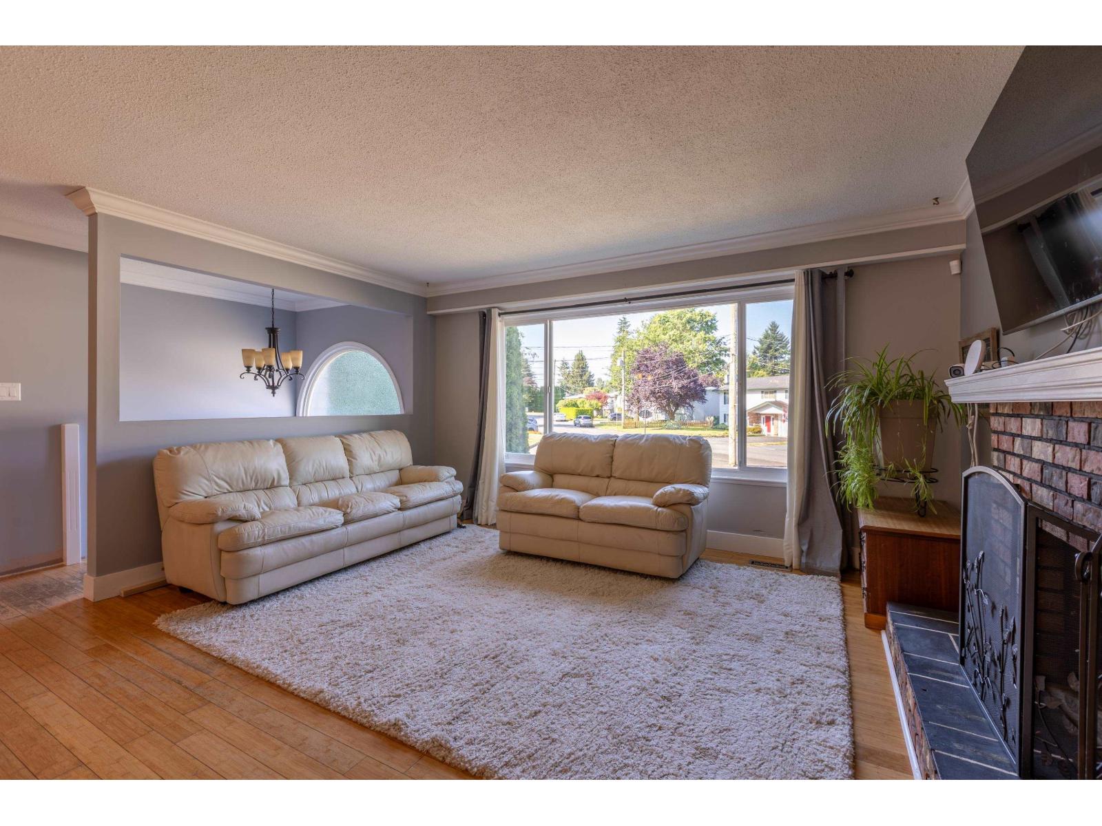 2164 OPAL PLACE