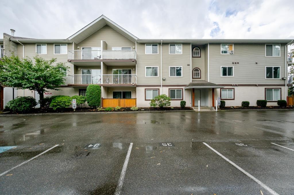 310 45222 WATSON ROAD, Garrison Crossing