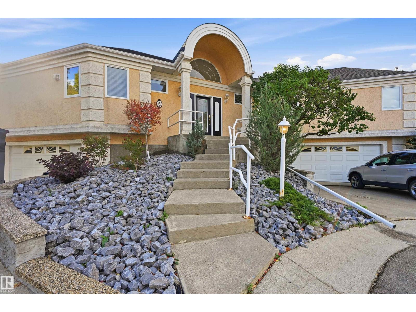 #5 11809 9B AV NW