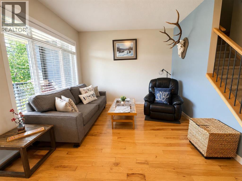 12 Fireside Bend