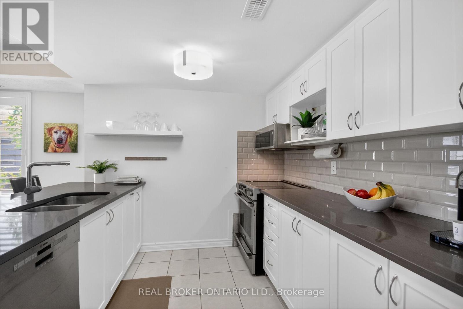 33 - 701 B SUE HOLLOWAY DRIVE