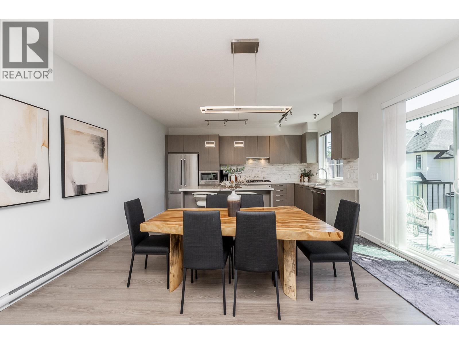 108 3500 BURKE VILLAGE PROMENADE