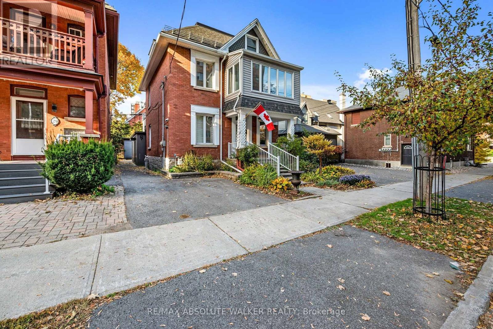 27 ARGYLE AVENUE