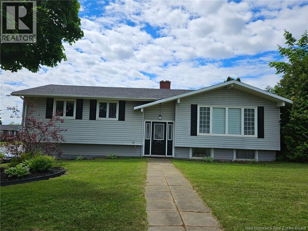 131 KIRKPATRICK STREET, WOODSTOCK, NB E7M 2B2 - Image 1854875380.jpeg?d=l