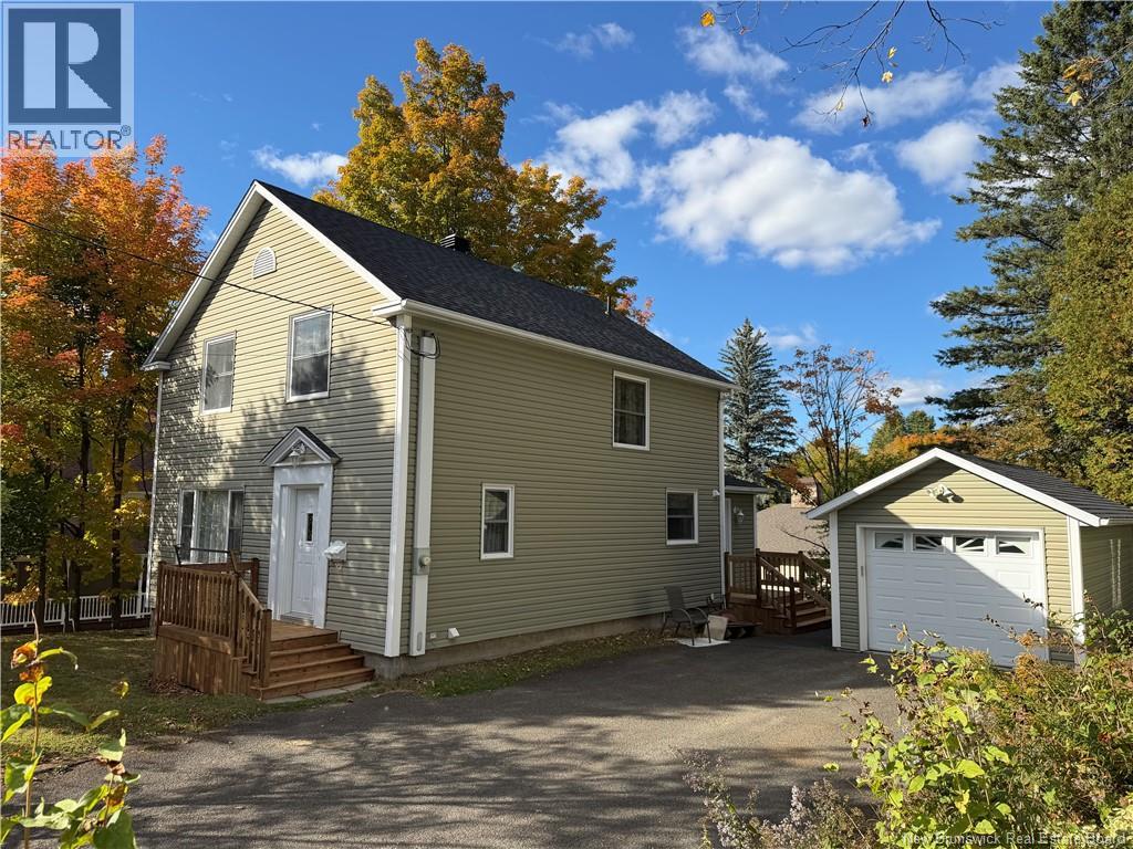 25 PARK STREET, EDMUNDSTON, NB E3V 1Y8 - Image 2125419404.jpeg?d=l