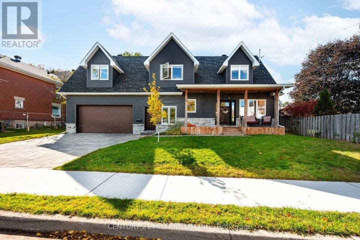 Photo 1 of 40 — 2 AMANDA STREET, Orangeville, ON L9W 2K1