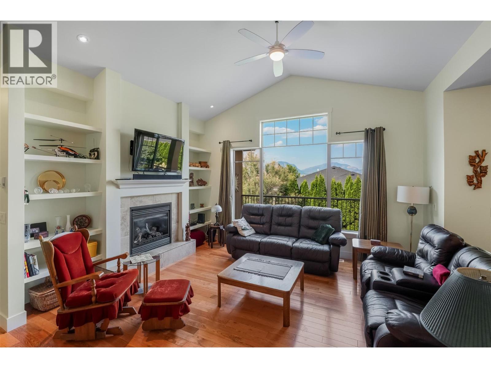 6833 Meadows Drive Unit# 8