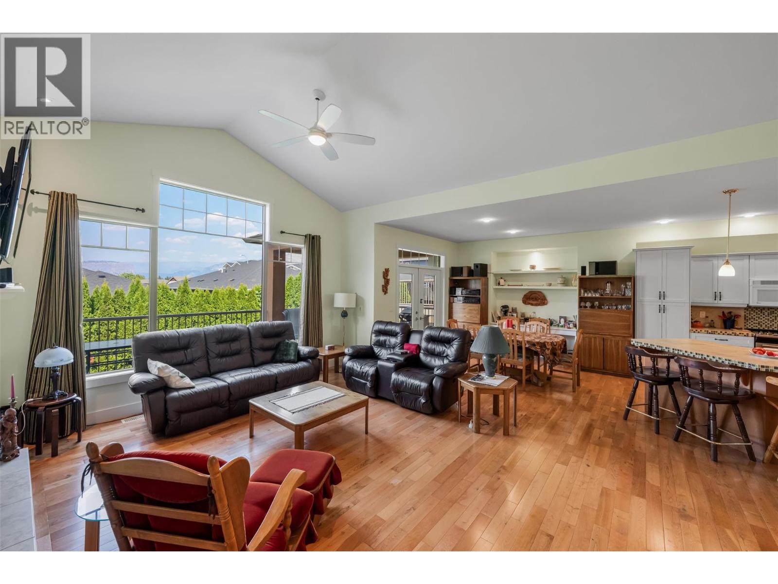 6833 Meadows Drive Unit# 8