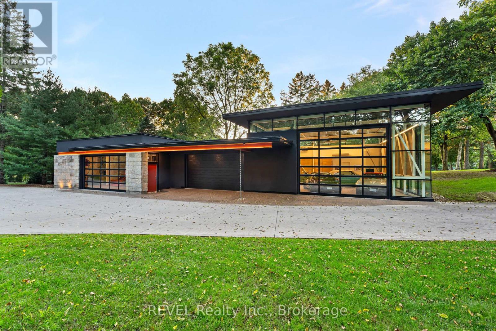 250 CANBORO ROAD
