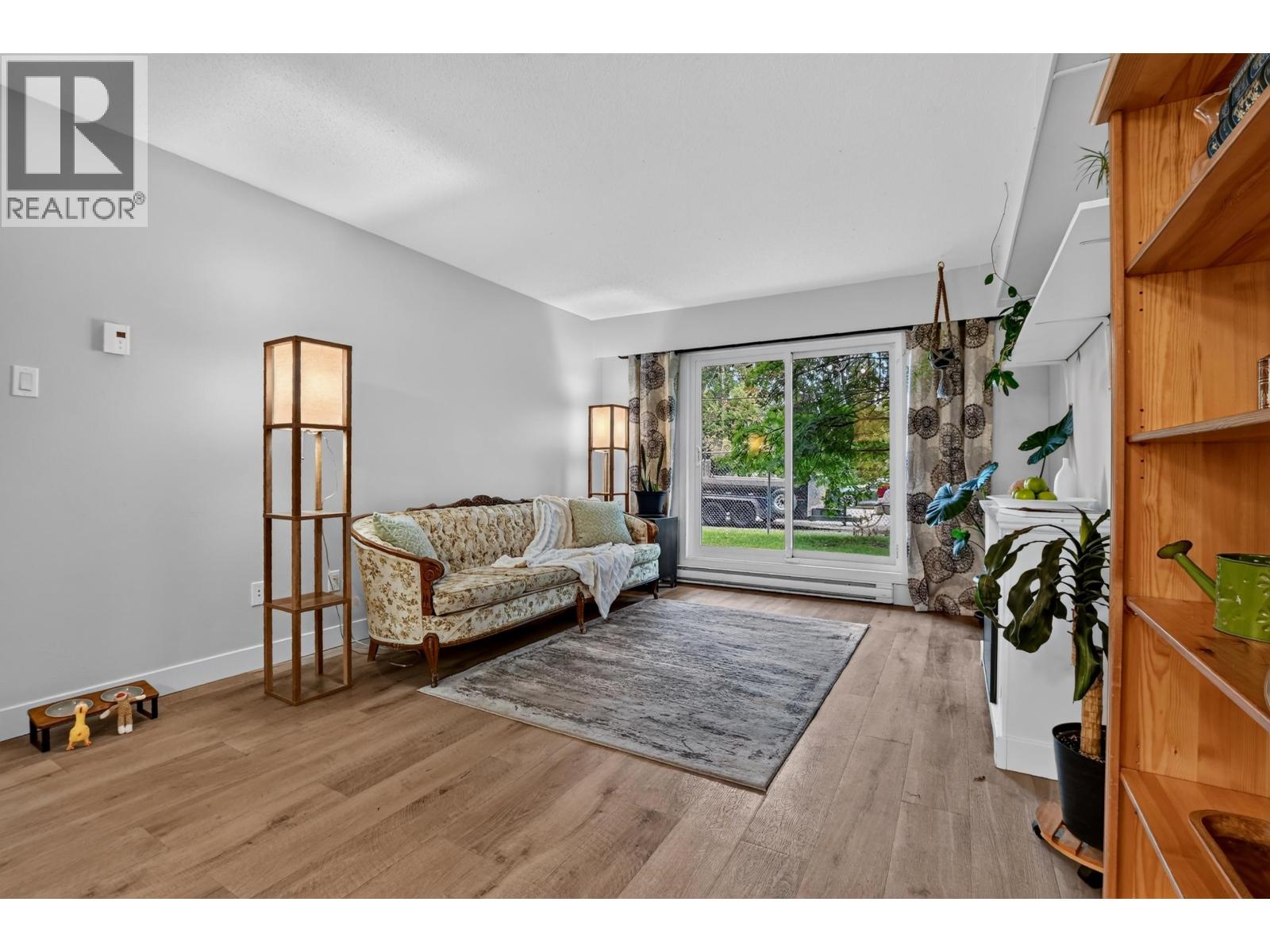 103 2217 REGENTS CRESCENT