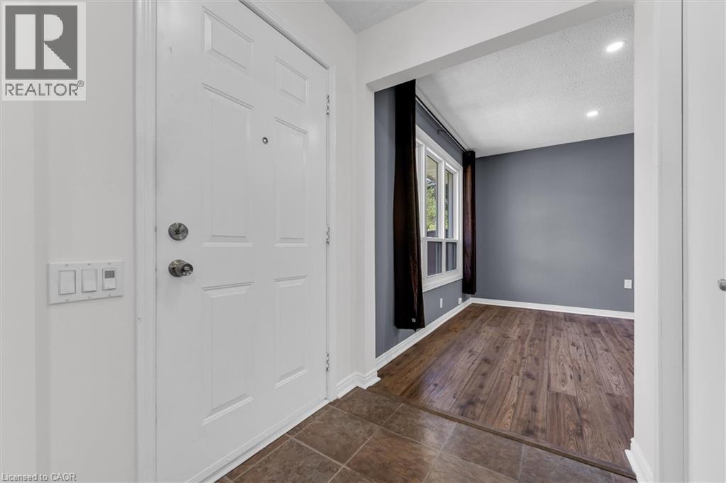 261 LIMERIDGE Road W