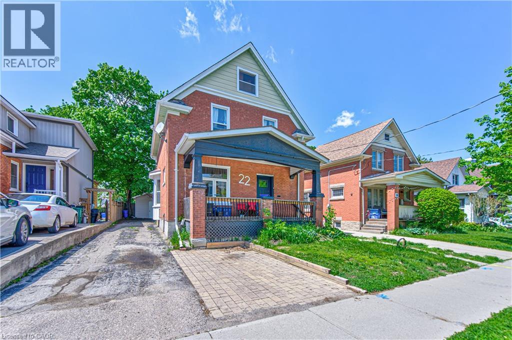22 HERLAN Avenue