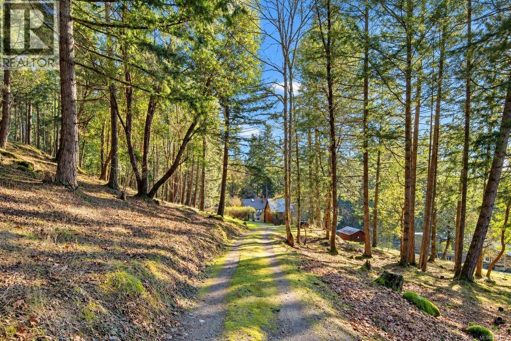 1183 HILLGROVE RD, NORTH SAANICH, BC V8L 5R8 - Image 6558037.jpeg?d=l