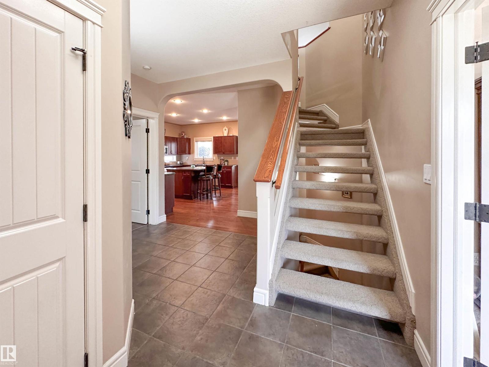 16 NORMANDEAU CR