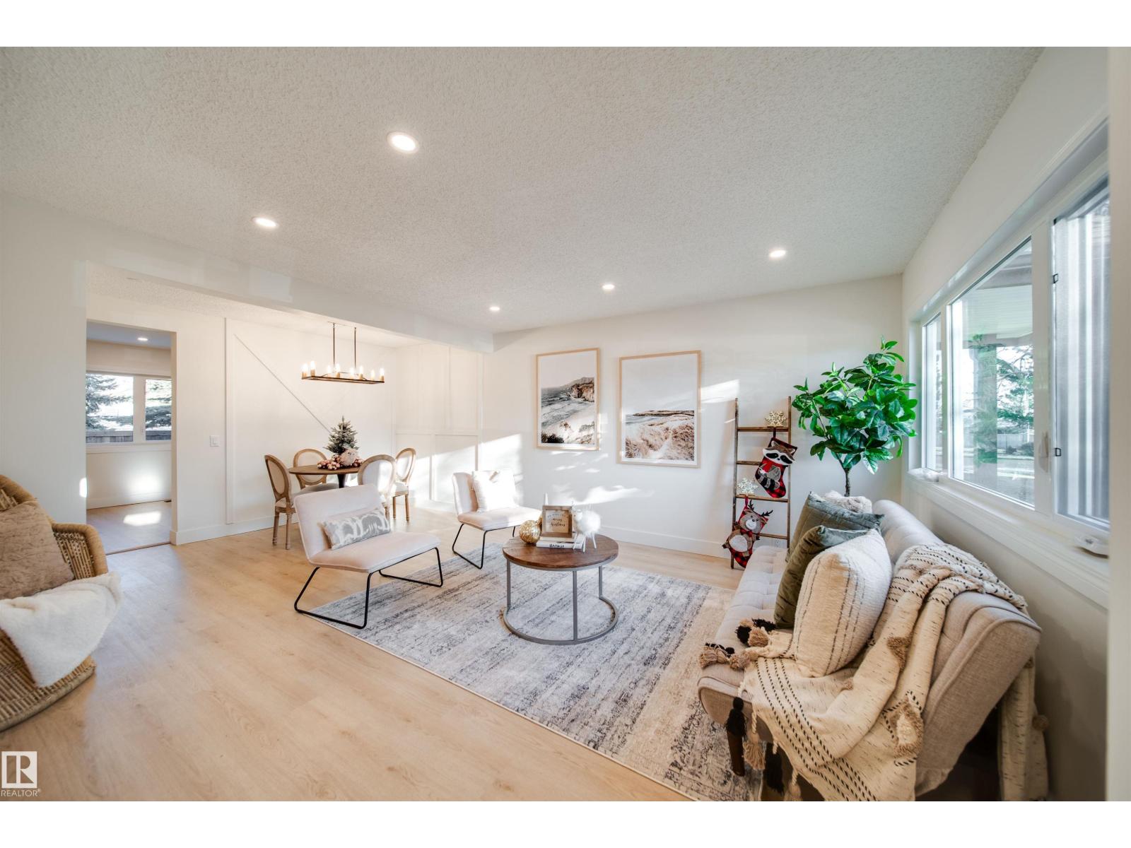#18 14511 52 ST NW NW