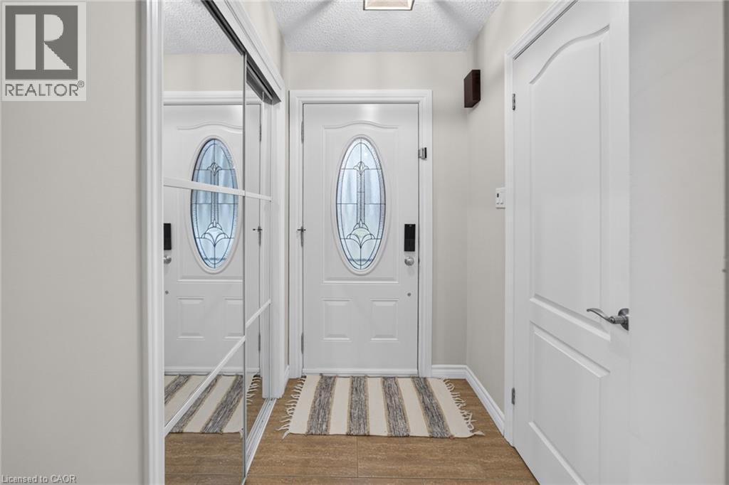 2 CINDY Avenue