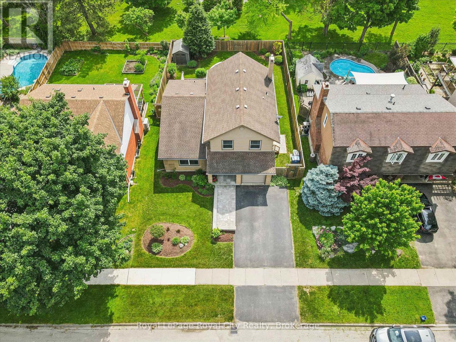 38 SHADYBROOK CRESCENT