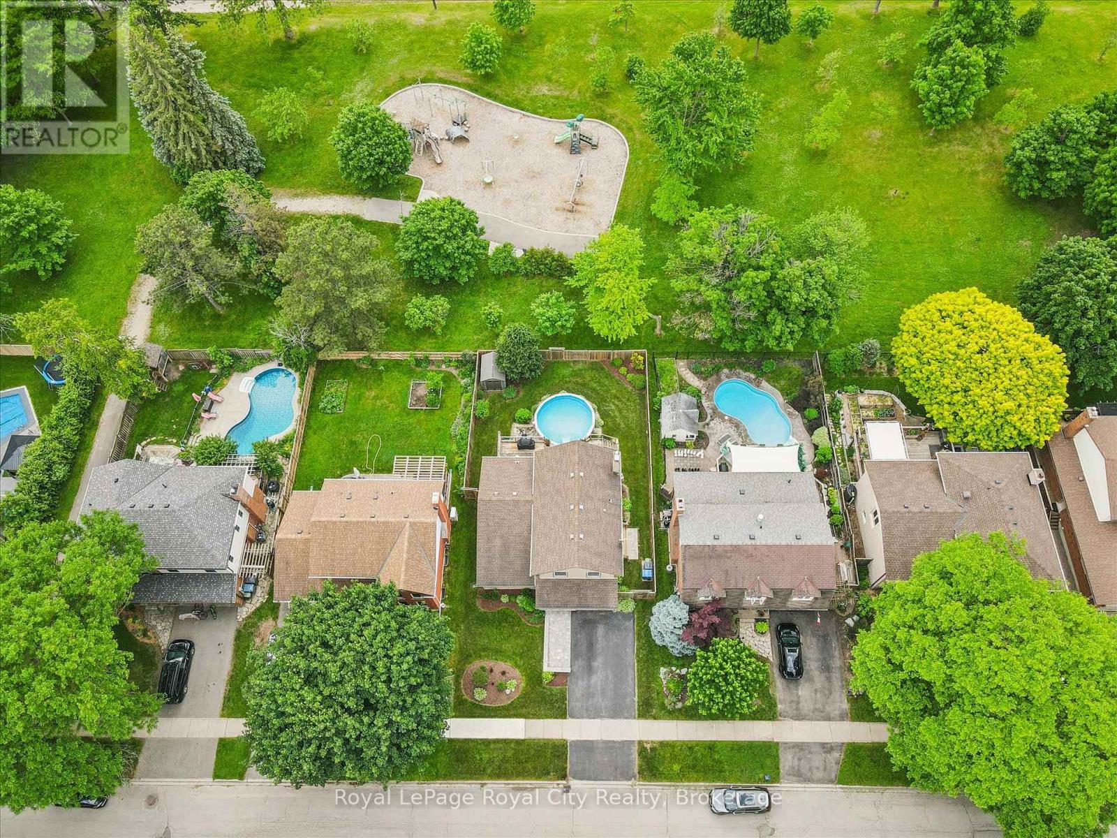 38 SHADYBROOK CRESCENT