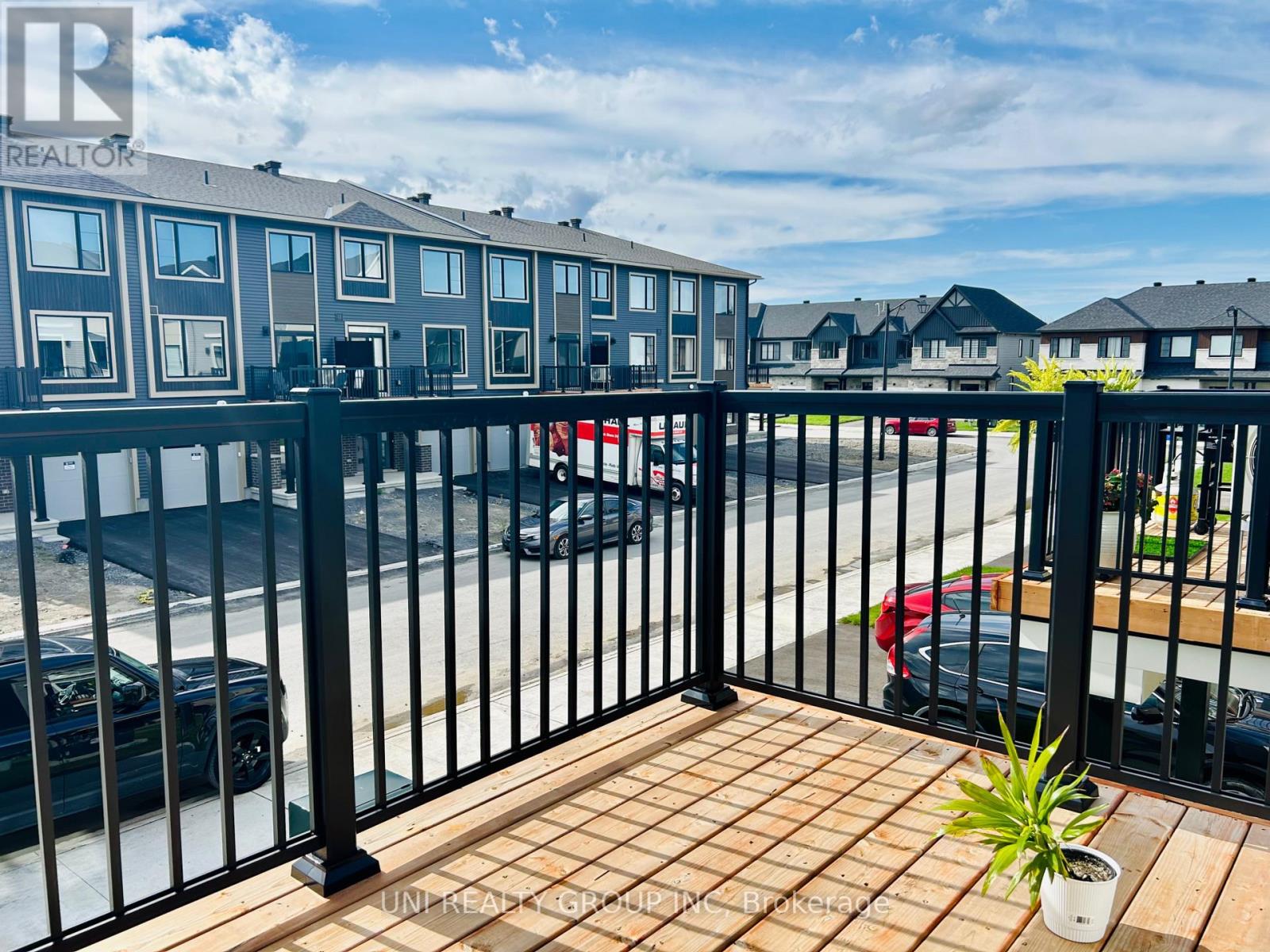 772 TADPOLE CRESCENT