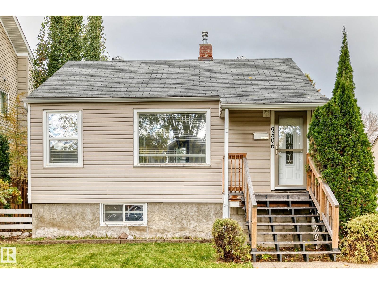 9506 72 AV NW