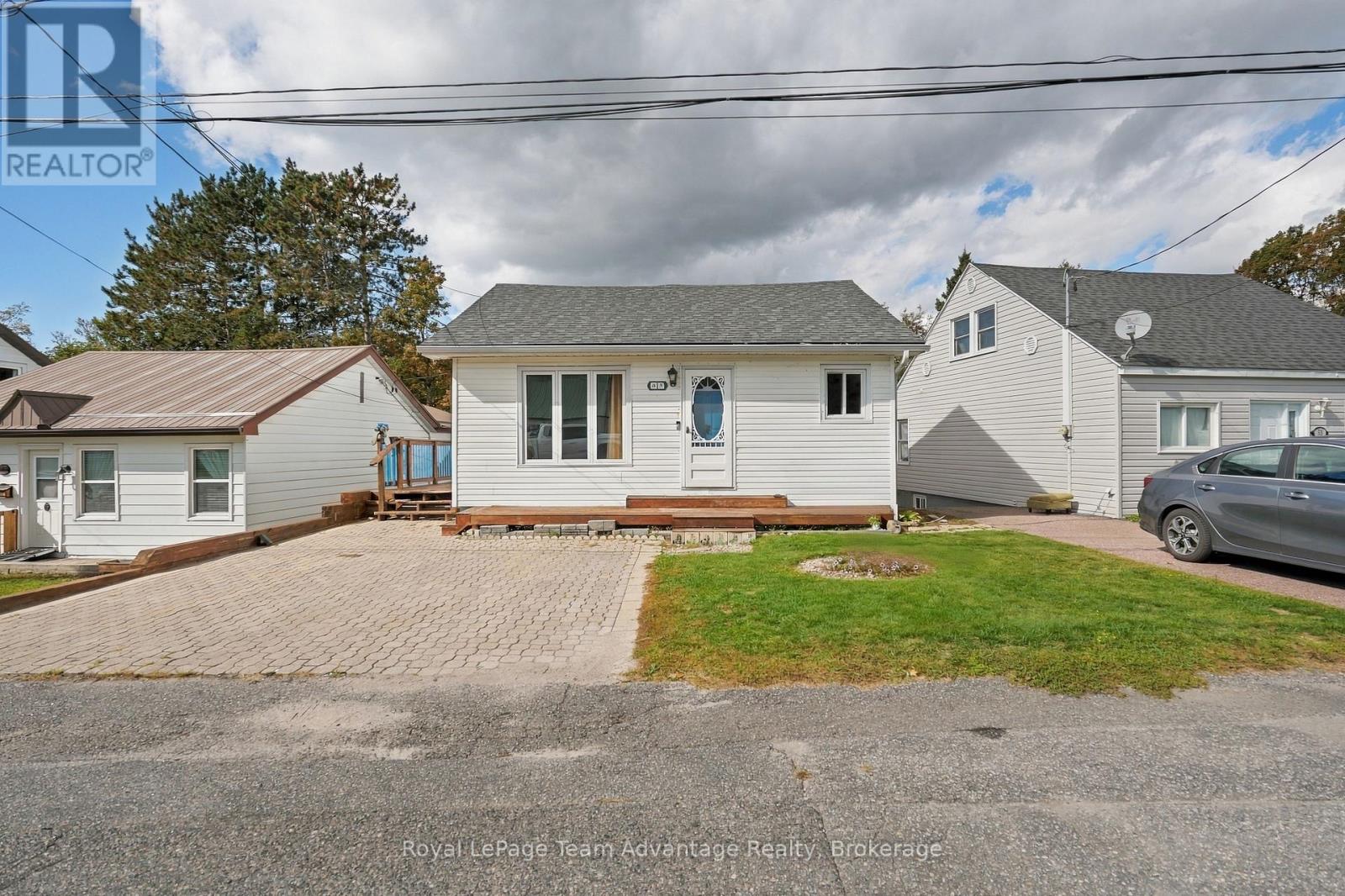 55 HIGHLAND CRESCENT