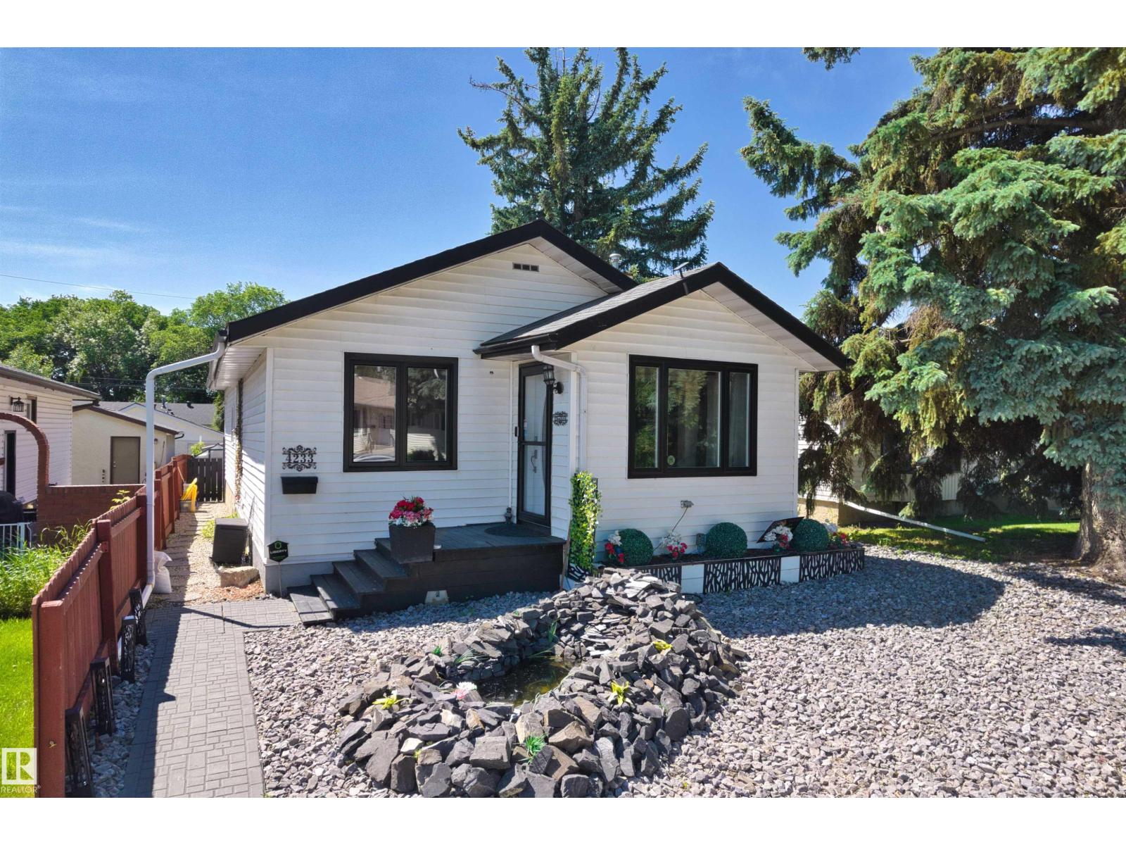 4233 116 AV NW