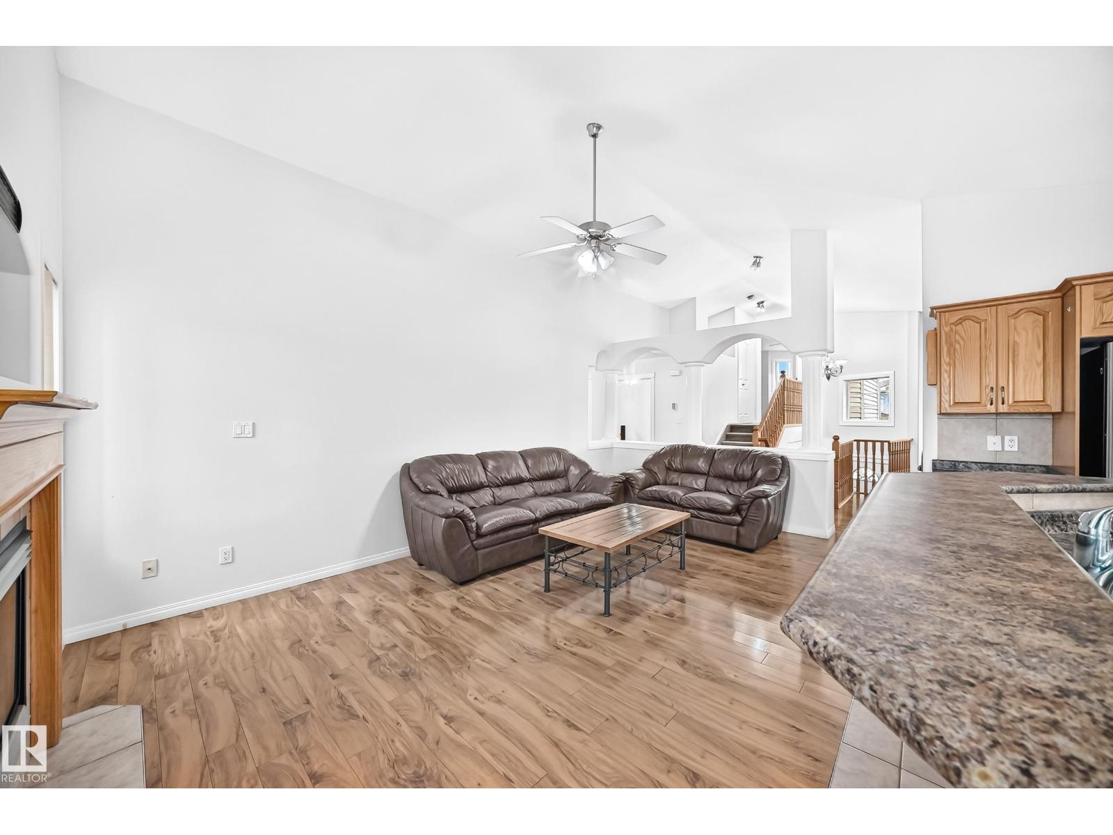 3460 30 St NW