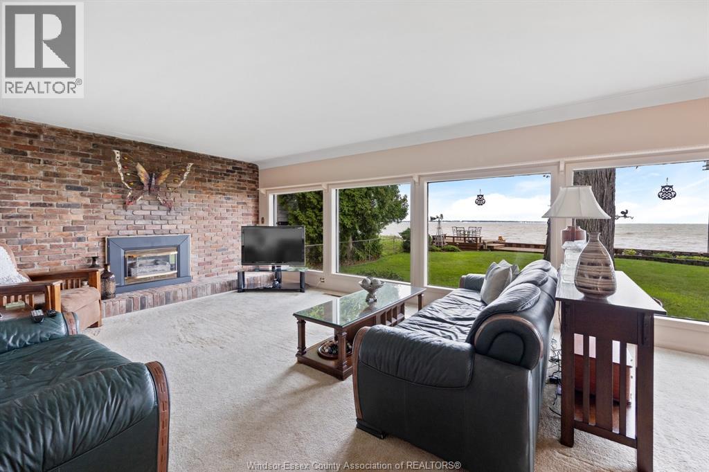 13122 Riverside DRIVE East