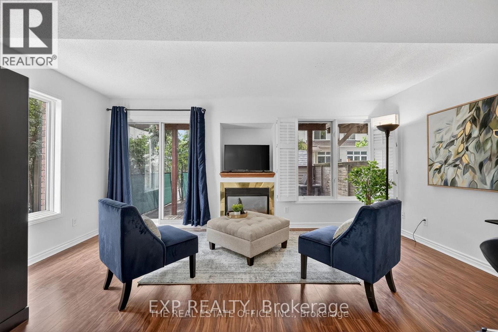 106 CORSICA PRIVATE W