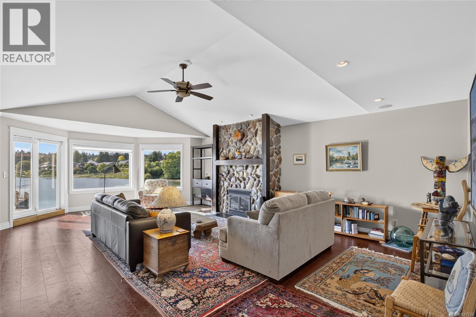 118 1807 Beaufort Ave