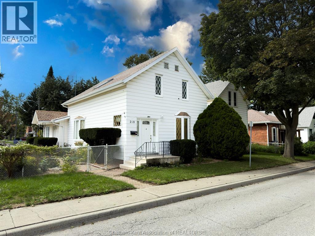 210 ADELAIDE STREET SOUTH, CHATHAM, ON N7M 4R9 - Image 896912722.jpeg?d=l