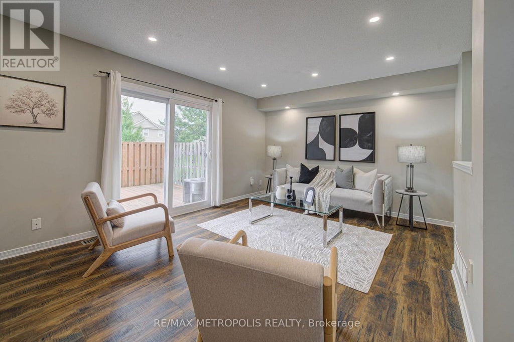 37 - 124 GOSLING GARDENS, GUELPH (CLAIRFIELDS/HANLON BUSINESS PARK), ON N1G 5K6 - Image 1197674061.jpeg?d=l