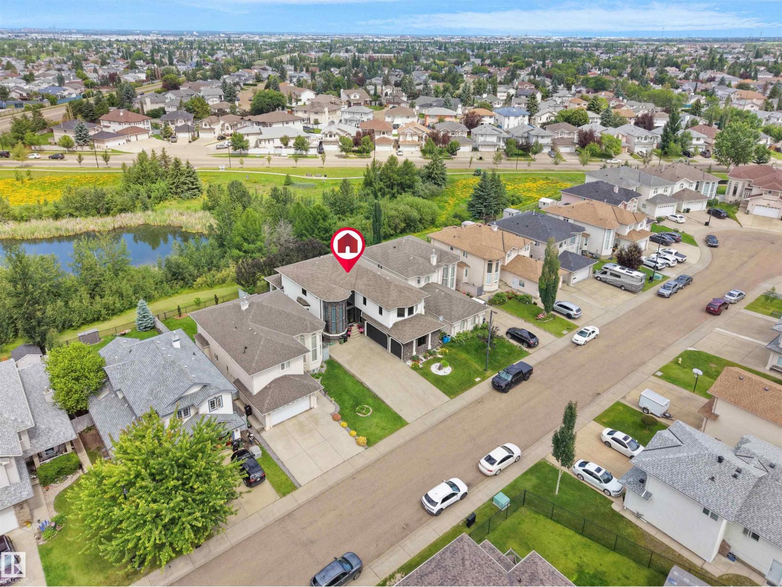 3136 35 AV NW